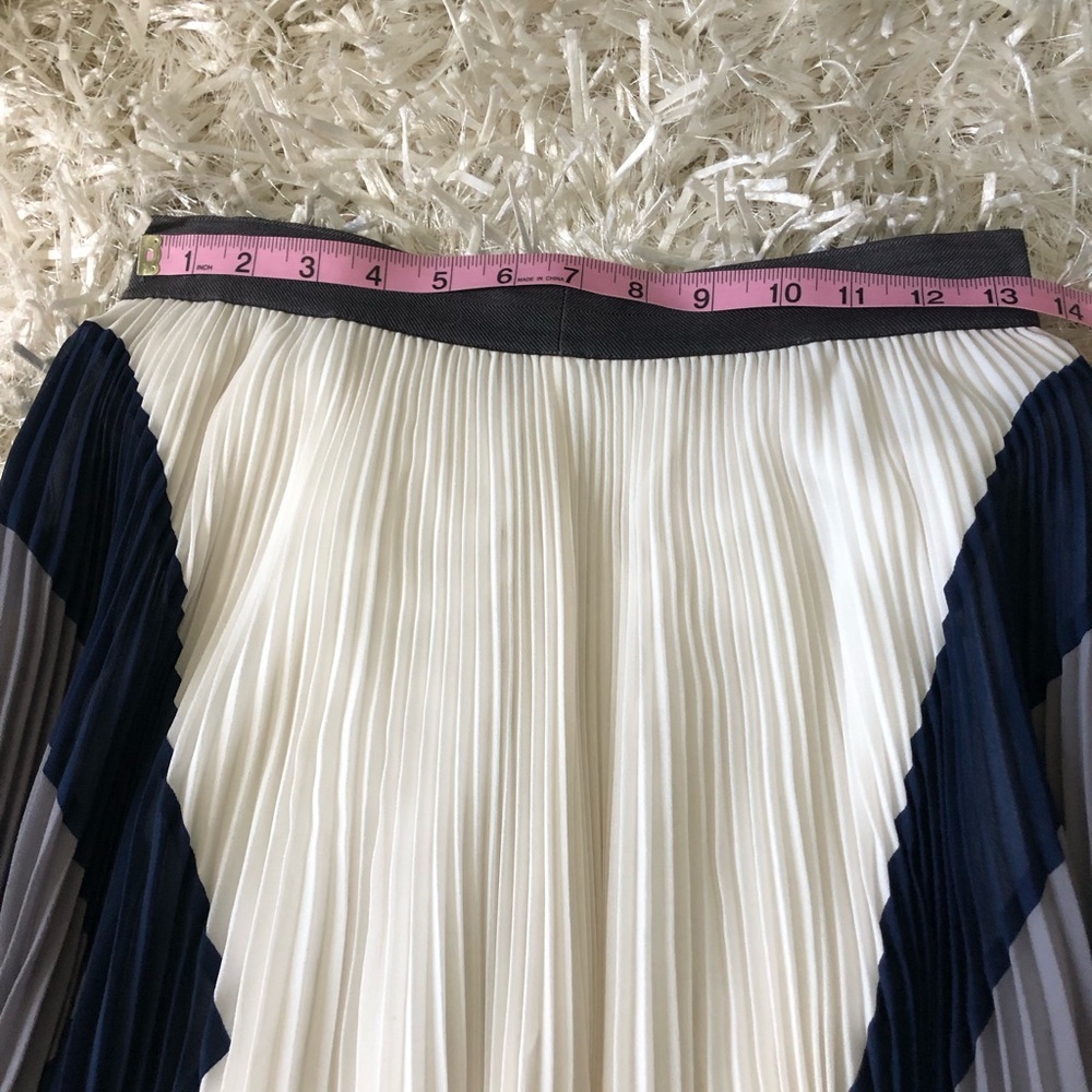 Very pretty, flirty Rebecca Taylor skirt - Picture 9 of 10